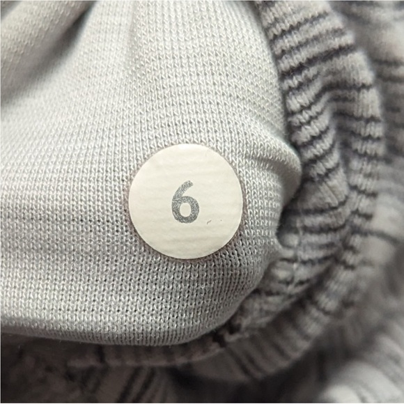 Lululemon Athletica Gray Leggings - Picture 8 of 8